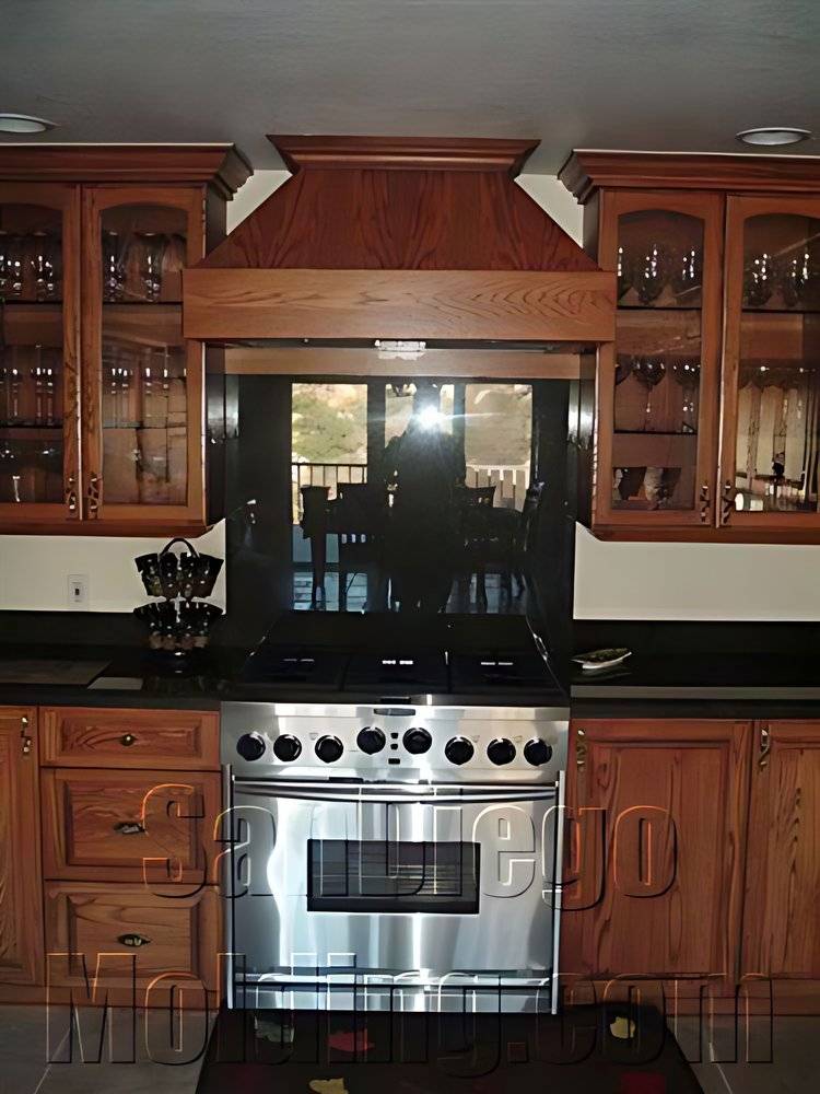 Kitchen cabinets, photo 3