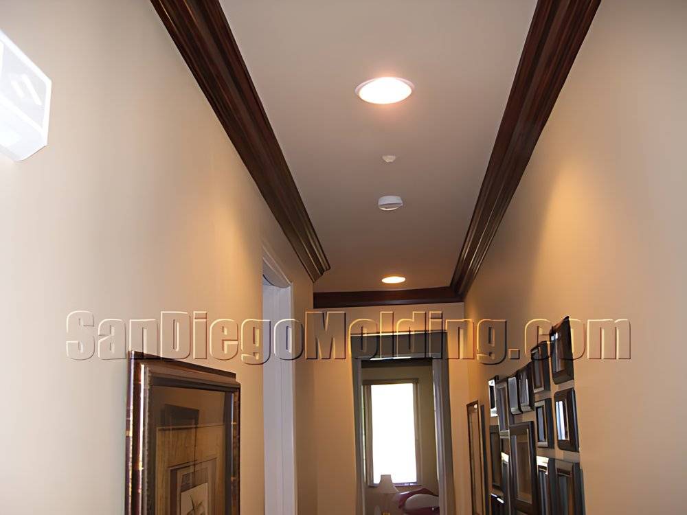 410M faux painted crown, photo 8