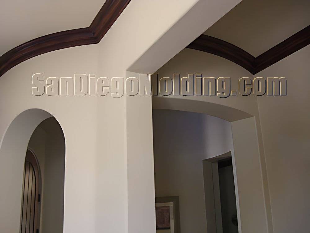 410M faux painted crown, photo 19