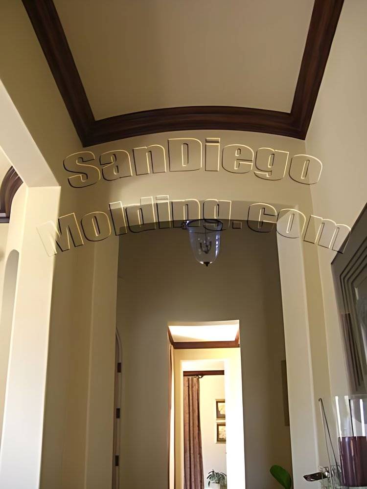 410M faux painted crown, photo 22