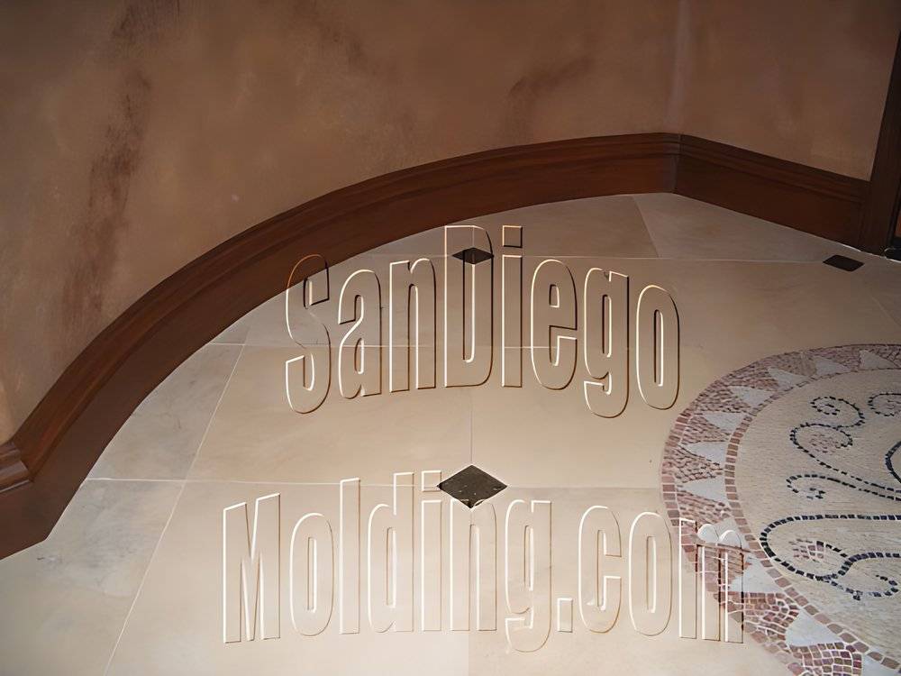 330M faux painted crown, photo 3