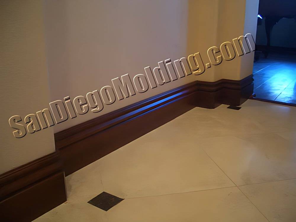 330M faux painted crown, photo 7